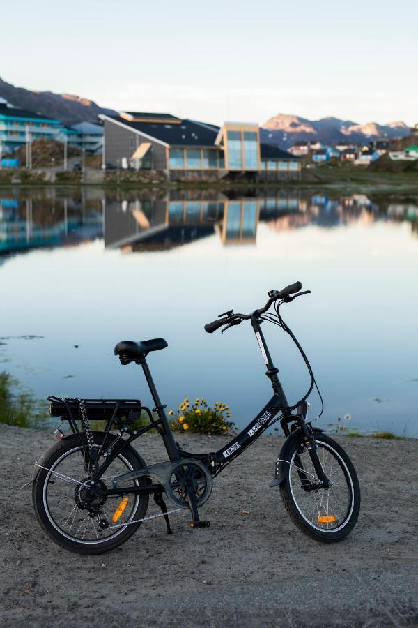 Hotel Sisimiut Exterior photo